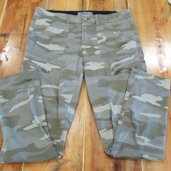 wit and wisdom camo pants